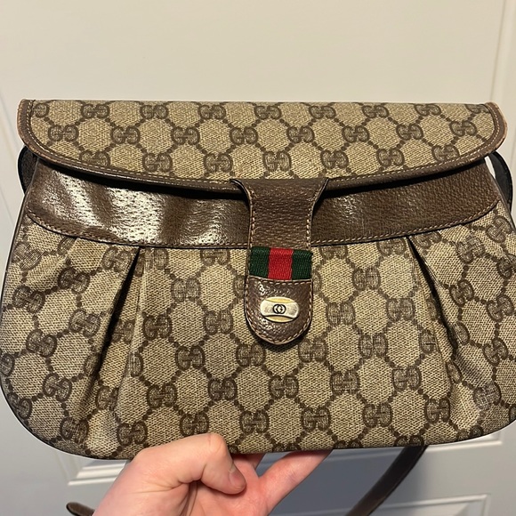 Gucci Handbags - Authentic Gucci crossbody. Well used condition. Photos show all the wear